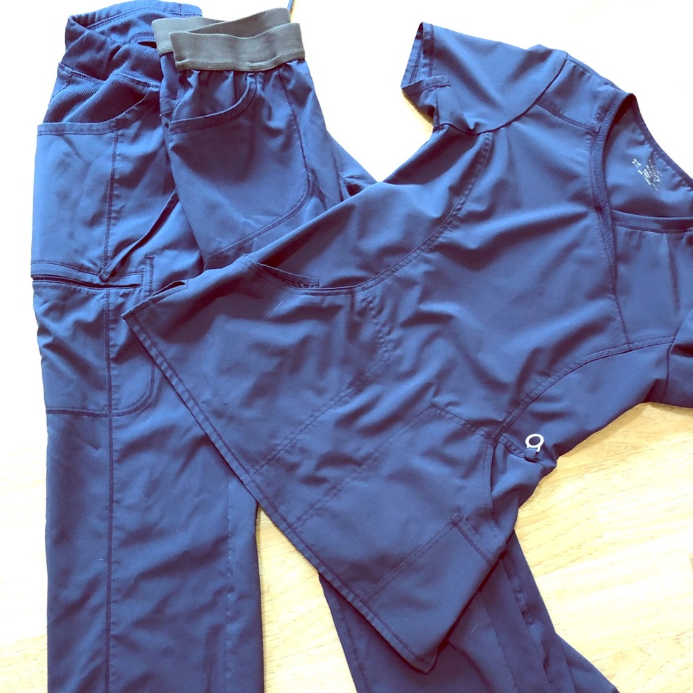 Cherokee Infinity Nursing scrubs 2 pants 1 top